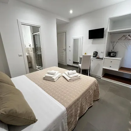 Anfitrite Bed & Breakfast 4*